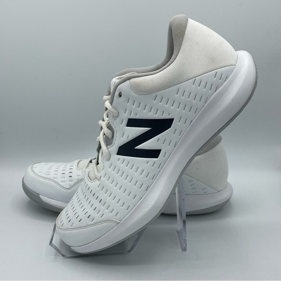 New Balance Shoes - New Balance Women’s 696v4 White Tennis Shoes Size 10.5